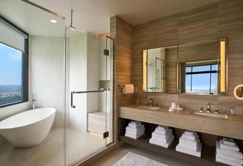 Пентхаус Люкс, Vea Newport Beach, A Marriott Resort & Spa
