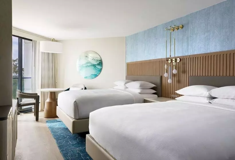 اتاق استاندارد با 2 تخت دوبل, Vea Newport Beach, A Marriott Resort & Spa