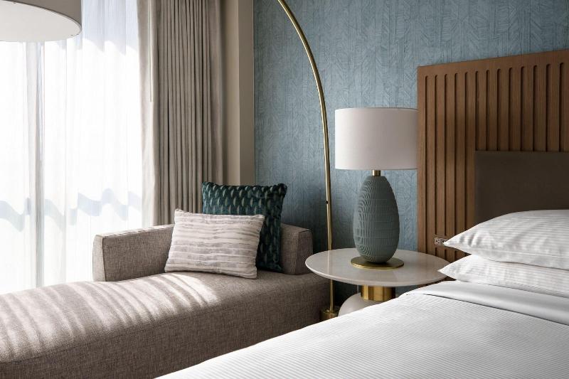 غرفة قياسية سرير كينج, Vea Newport Beach, A Marriott Resort & Spa