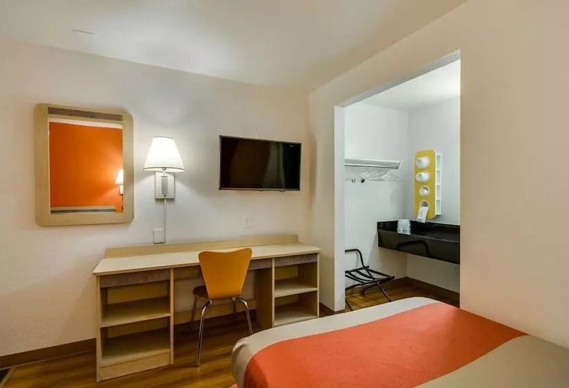 اتاق لوکس, Motel 6 Schiller Park, Il Chicago O Hare