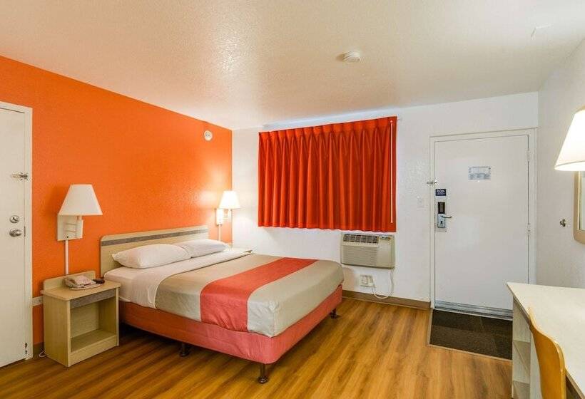 디럭스 룸, Motel 6 Schiller Park, Il   Chicago O Hare