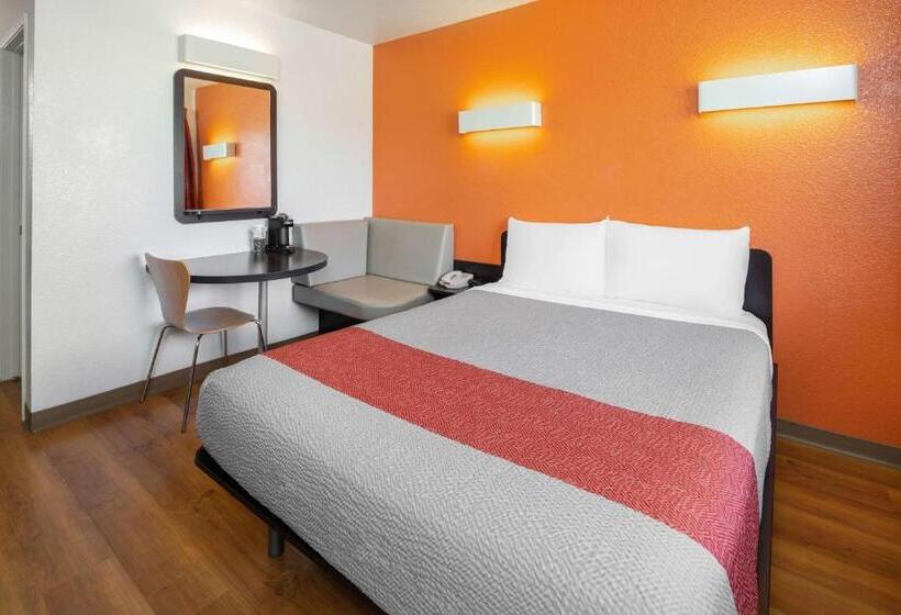 身障者適用スタンダードルーム, Motel 6 Ventura, Ca Beach