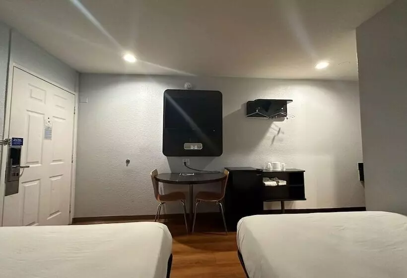 اتاق لوکس, Motel 6 Ventura, Ca   Beach