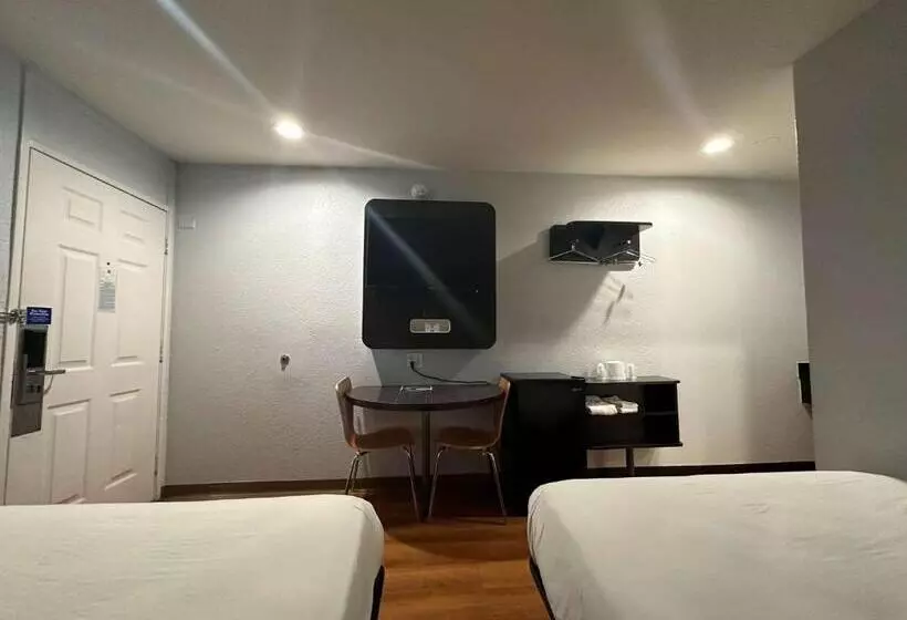 اتاق استاندارد چهار تخته, Motel 6 Ventura, Ca   Beach
