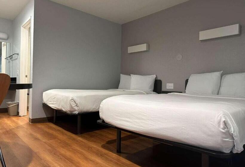 デラックスの4人部屋, Motel 6 Ventura, Ca Beach