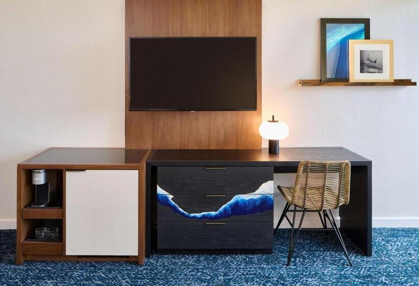 חדר קלאב עם נוף לים, Outrigger Kona Resort And Spa