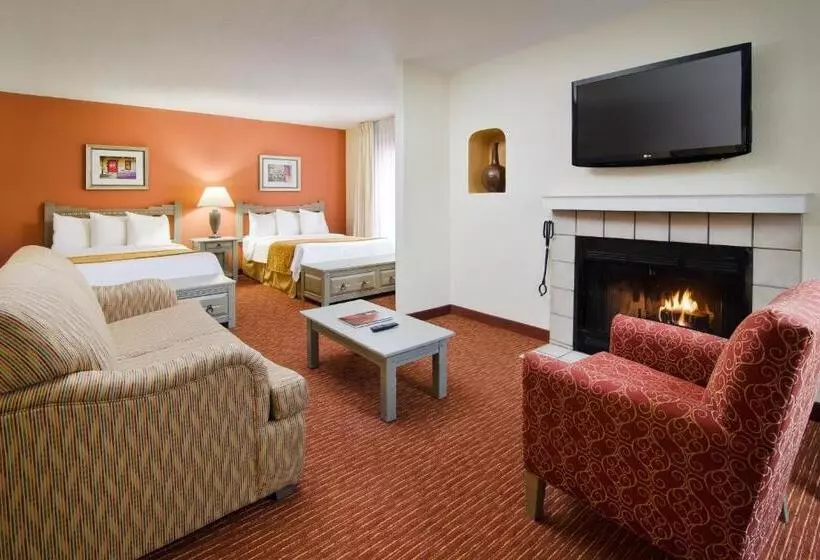 スタンダードスタジオ, Residence Inn Santa Fe