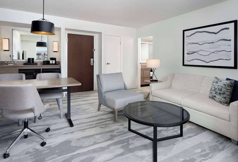 Suite Accessibile ai persone con mobilità ridotta, Embassy Suites By Hilton Myrtle Beach Oceanfront Resort