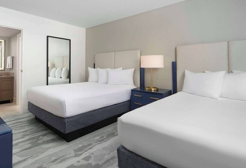 Люкс Адаптированный для Инвалидов, Embassy Suites By Hilton Myrtle Beach Oceanfront Resort