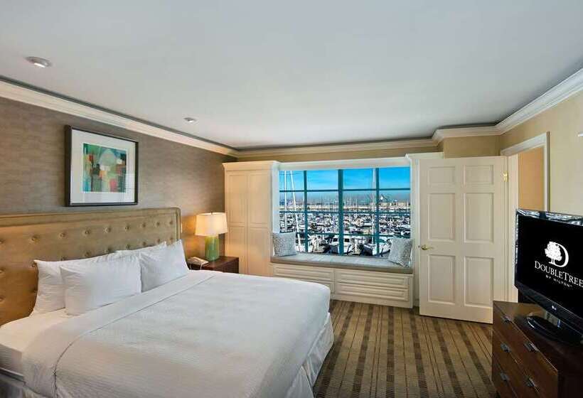 Suite, Embassy Suites By Hilton Myrtle Beach Oceanfront Resort