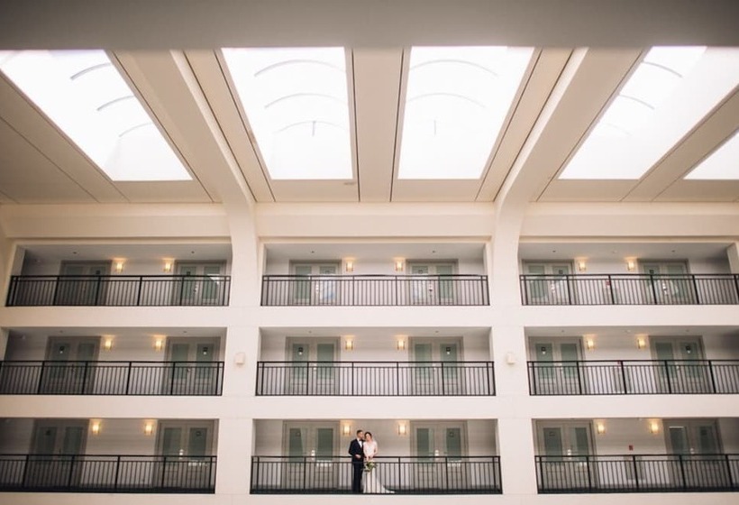 Президентский Люкс, Doubletree Suites By Hilton Htl & Conf Cntr Downers Grove