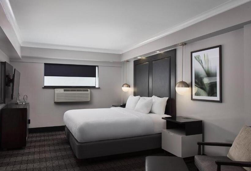 Номер Стандарт, Duval, Autograph Collection