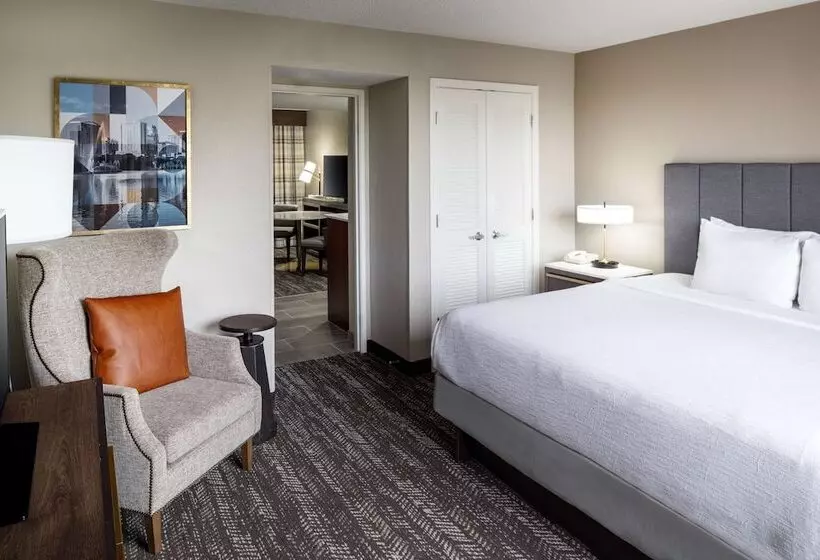 スイート, Embassy Suites By Hilton Orlando North