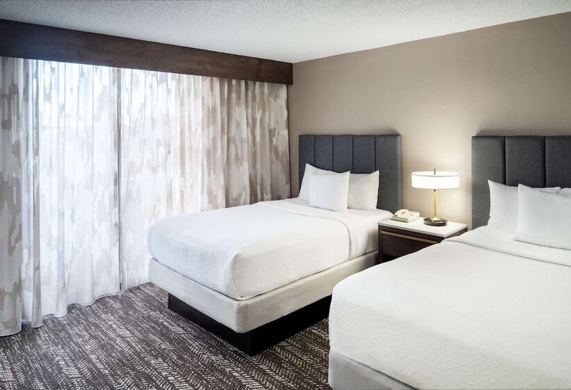 スイート, Embassy Suites By Hilton Orlando North