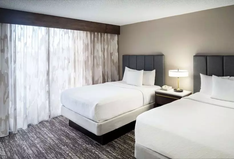 スイート, Embassy Suites By Hilton Orlando North