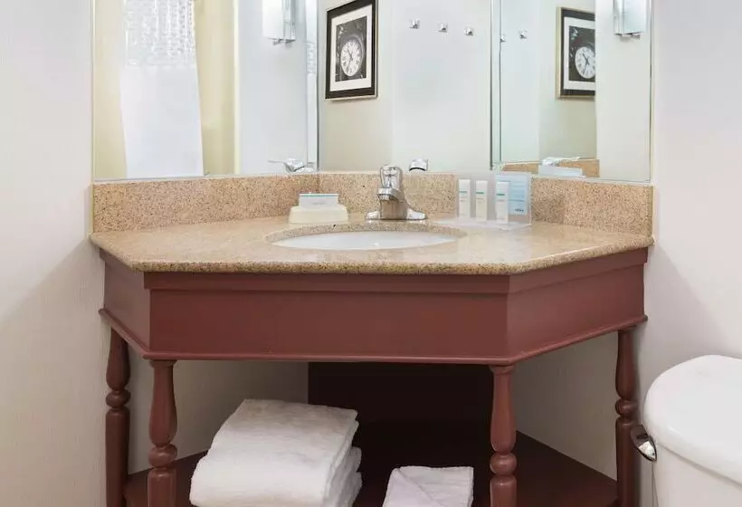 ２ダブルベッドのスタンダードルーム, Hampton Inn Danbury