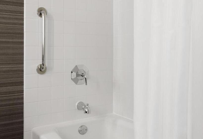 Quarto Estandar 2 Camas Casal, Newark Liberty International Airport Marriott