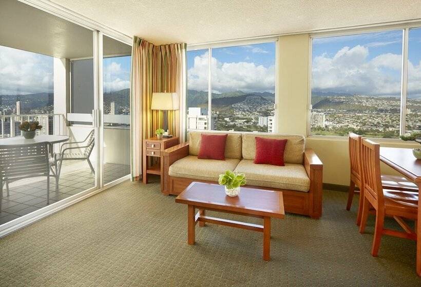 스위트, Pacific Monarch