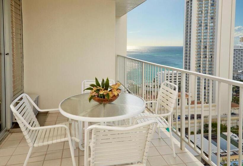 스위트, Pacific Monarch