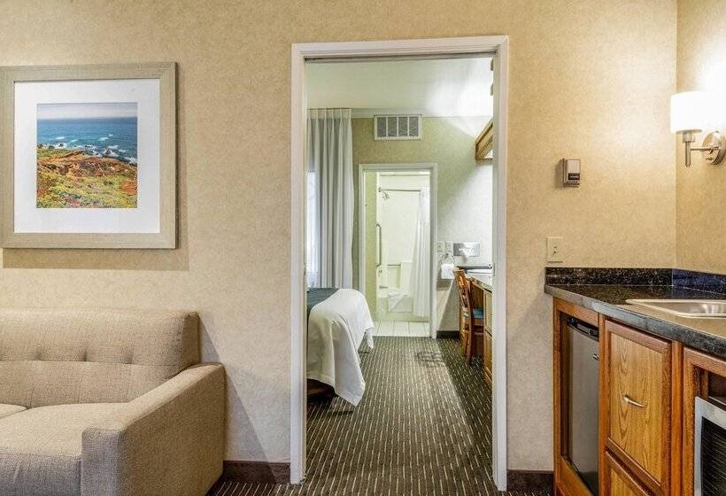 Люкс, Quality Suites Downtown San Luis Obispo