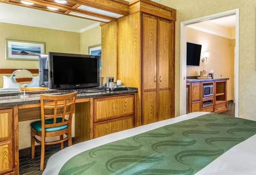 سوییت, Quality Suites Downtown San Luis Obispo
