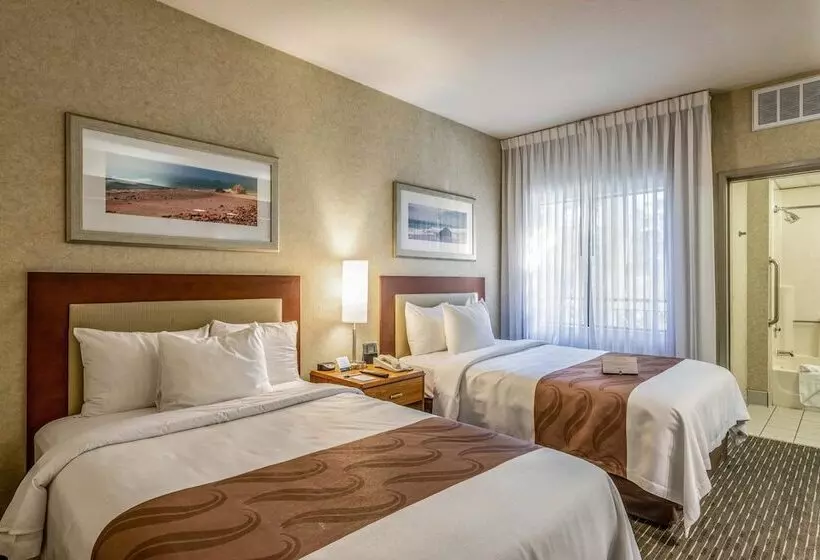 Sviitti Allasnäkymä, Quality Suites Downtown San Luis Obispo