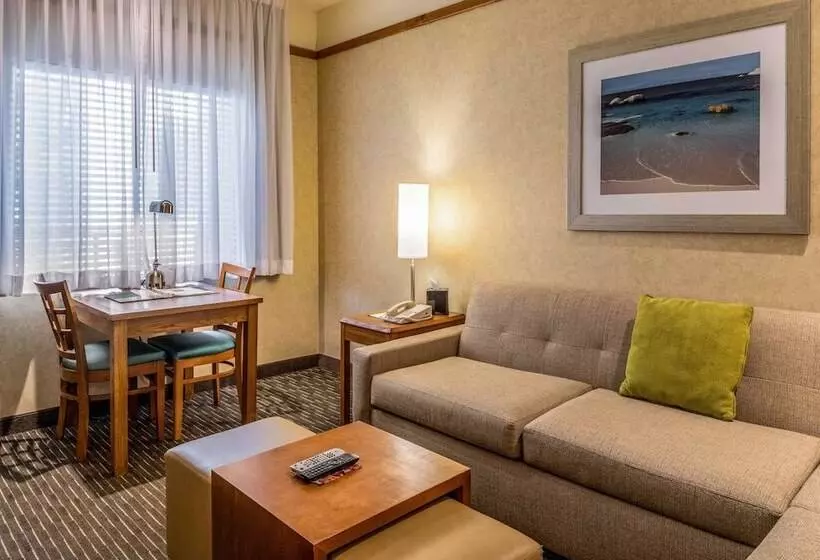 Sviitti Allasnäkymä, Quality Suites Downtown San Luis Obispo