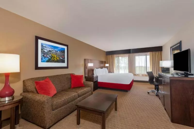 سوییت, Radisson Hotel Colorado Springs Airport