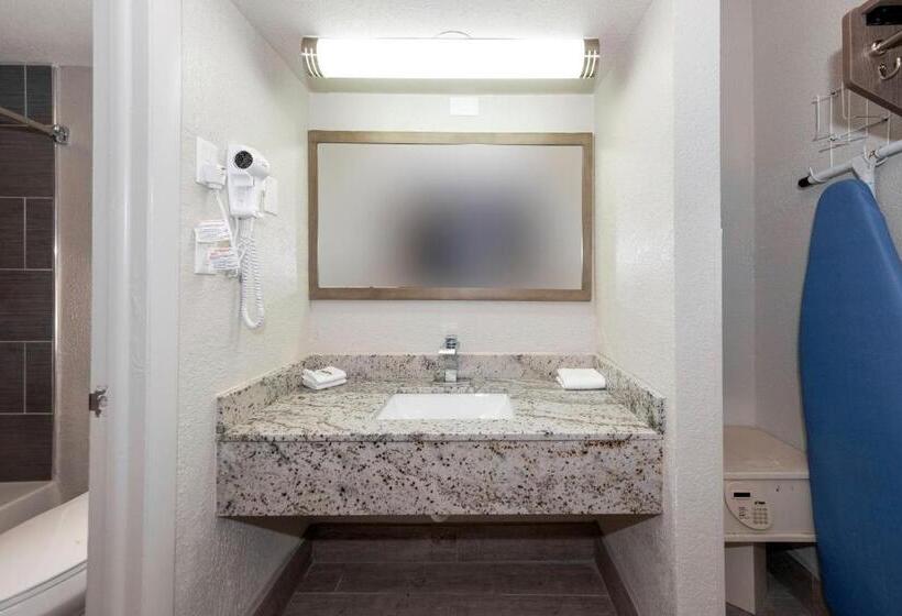 Номер Deluxe, Red Roof Inn Petersburg Fort Lee