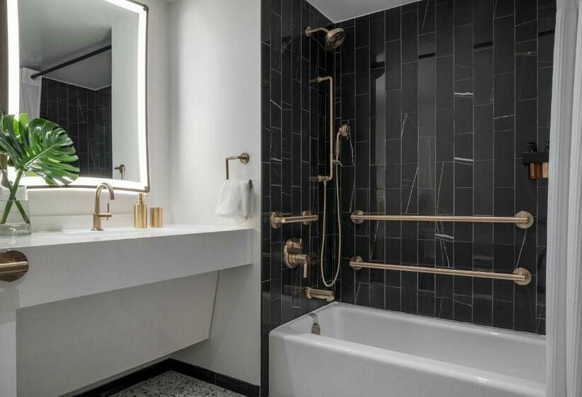 جناح لذوى الاحتياجات الخاصة, Pga National Resort