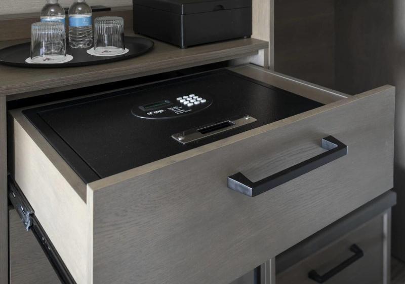 غرفة قياسية سرير كينج, Atlanta Marriott Northeast/emory Area