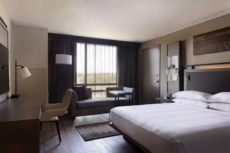 اتاق استاندارد با تخت بزرگ, Atlanta Marriott Northeast/emory Area