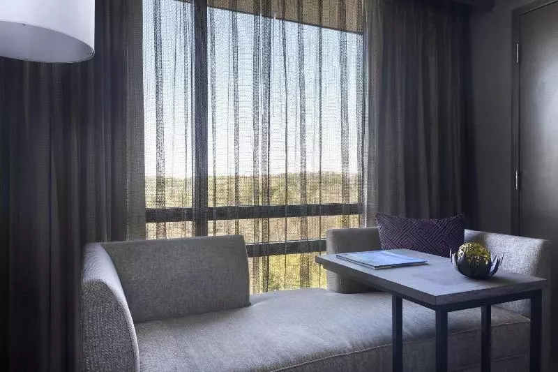 اتاق استاندارد با تخت بزرگ, Atlanta Marriott Northeast/emory Area