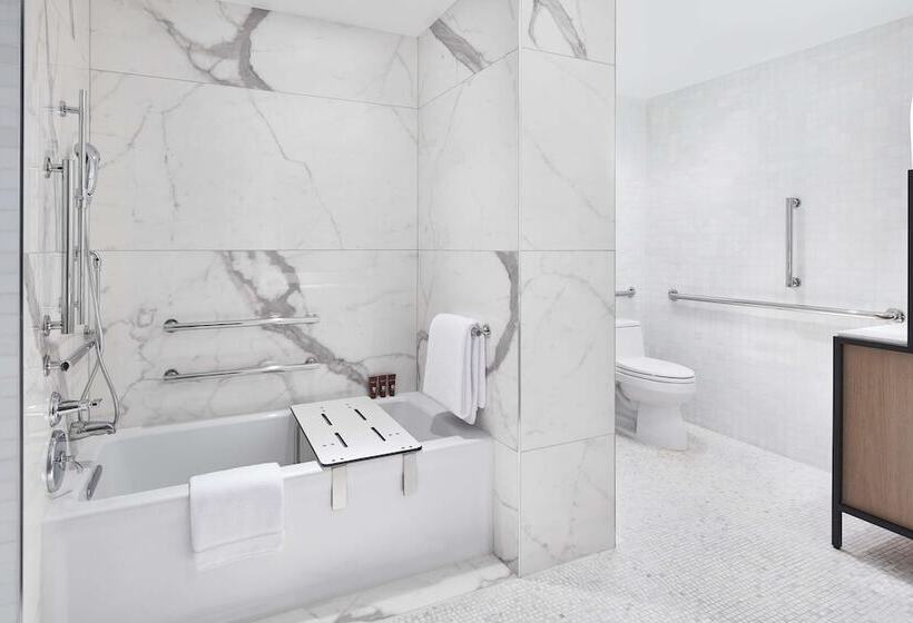 适合残疾人士使用的套间, The Luxury Collection Hotel Manhattan Midtown