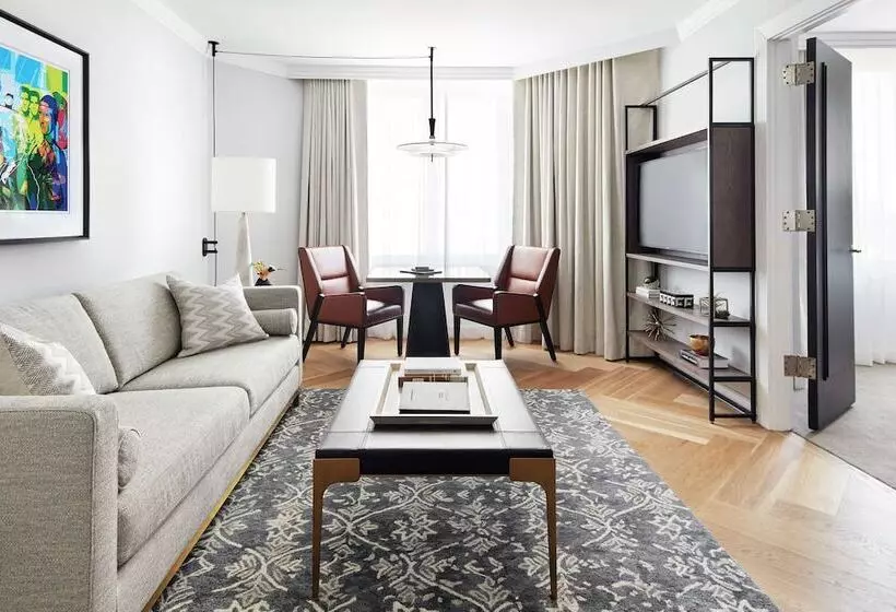 Sviitti Liikuntarajoitteisille, The Luxury Collection Hotel Manhattan Midtown