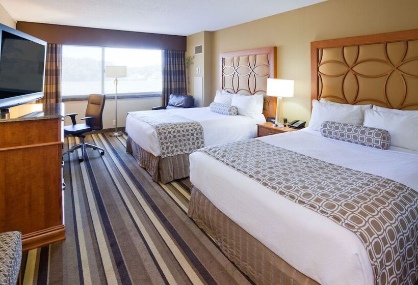 חדר סטנדרט שתי מיטות זוגיות, Crowne Plaza Minneapolis West, An Ihg