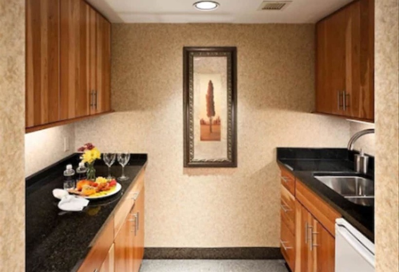 חדר סטנדרט, Crowne Plaza Minneapolis West, An Ihg