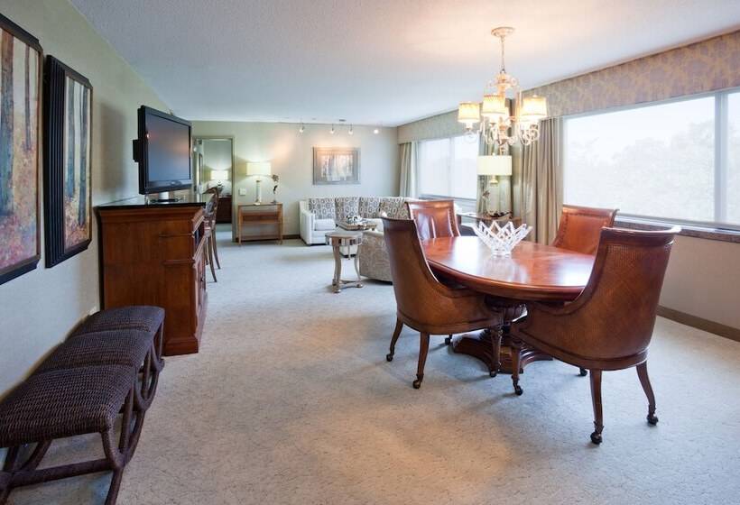 غرفة قياسية, Crowne Plaza Minneapolis West, An Ihg