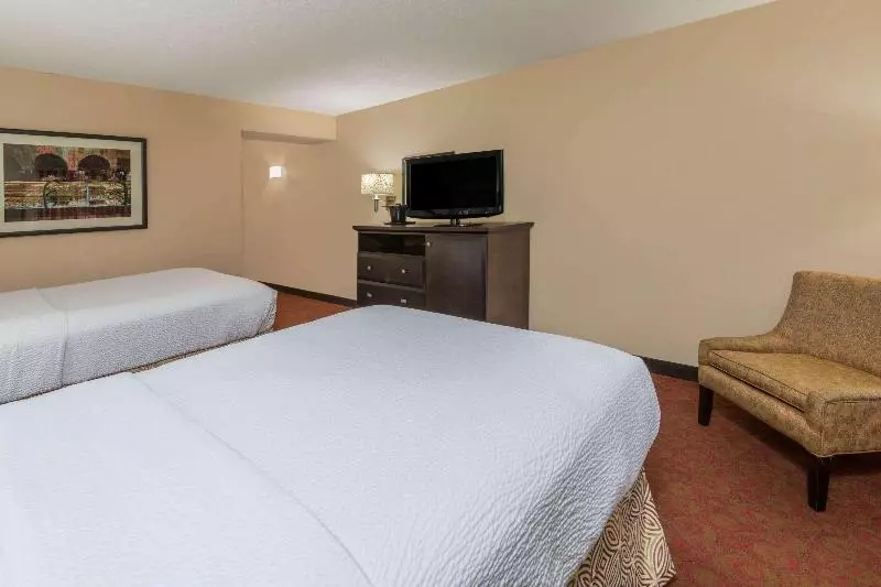 身障者適用キングサイズベッドルーム, Doubletree By Hilton Phoenix Chandler