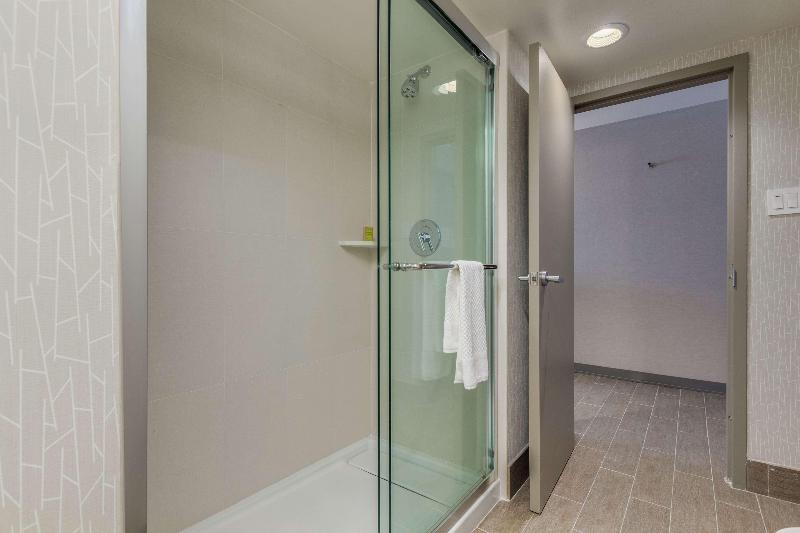 キングサイズベッドのスイートルーム, Doubletree By Hilton Phoenix Chandler