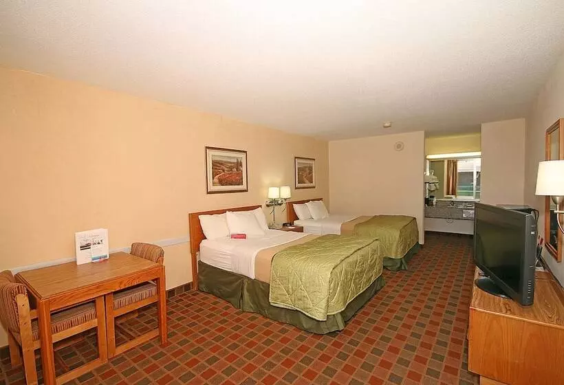 2ダブルベッドのスタンダードルーム, Ramada By Wyndham Wytheville