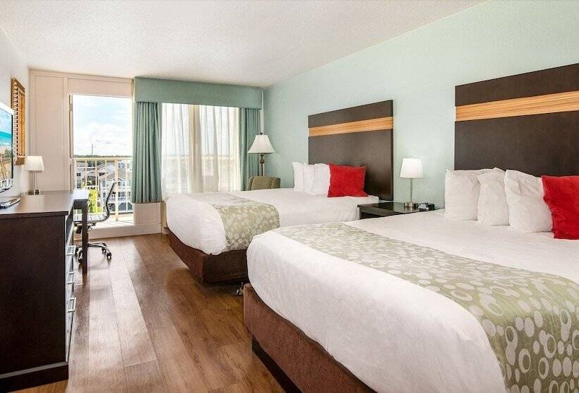 ２ダブルベッドのスタンダードルーム, Ramada Plaza By Wyndham Nags Head Oceanfront