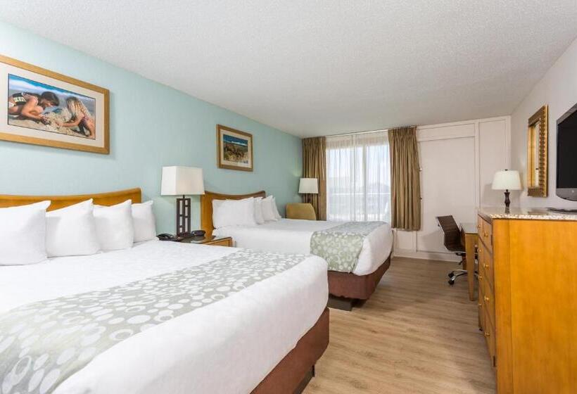 Номер Стандарт 2 Двуспальные Кровати, Ramada Plaza By Wyndham Nags Head Oceanfront