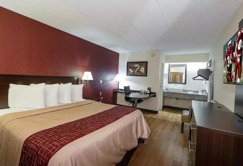 キングサイズベッドのスーペリアルーム, Red Roof Inn Columbus East  Reynoldsburg