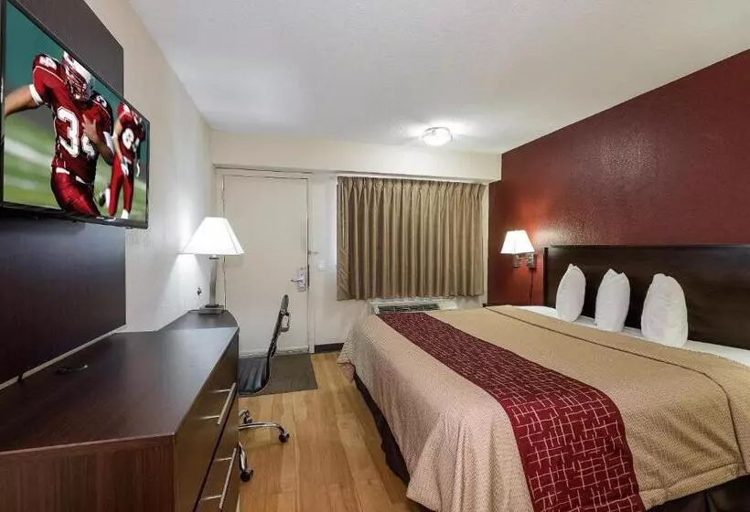 キングサイズベッドのデラックスルーム, Red Roof Inn Columbus East  Reynoldsburg