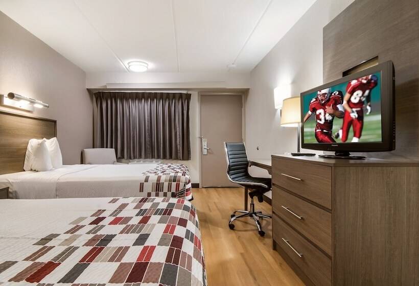 带2个双人床的标准工作室, Red Roof Inn Durham  Duke Univ Medical Center