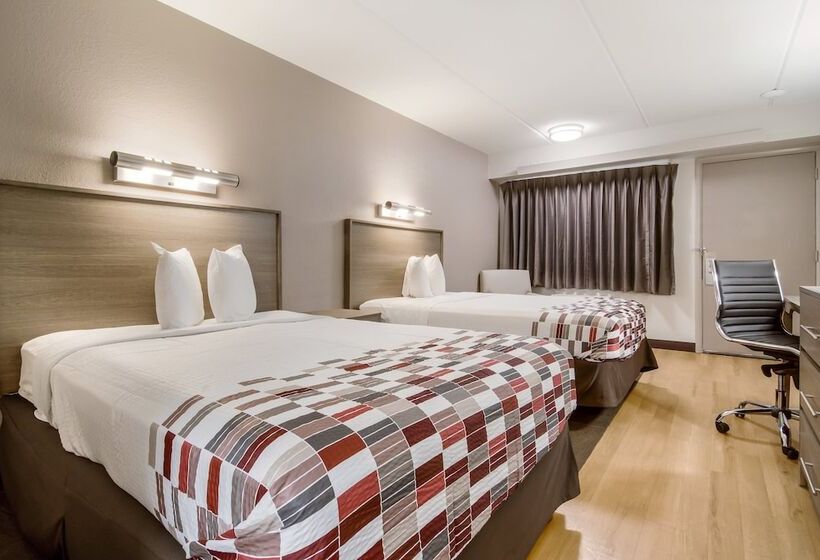 带2个双人床的标准工作室, Red Roof Inn Durham  Duke Univ Medical Center