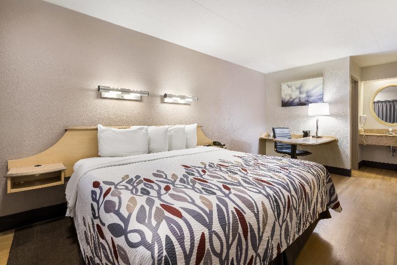 스탠다드 룸 킹사이즈 침대, Red Roof Inn Rockford East   Casino District