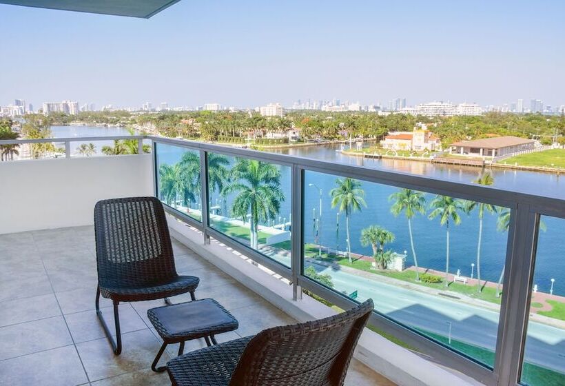 プレミアムスイート３ベッドルーム, Seacoast Suites On Miami Beach