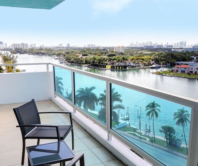 プレミアムスイート３ベッドルーム, Seacoast Suites On Miami Beach
